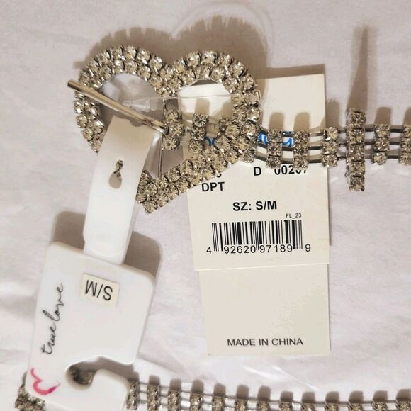 Rhinestone Heart Bucle Belt Size S-M Macy's Backstage True Love- 3 Row New - Picture 4 of 9